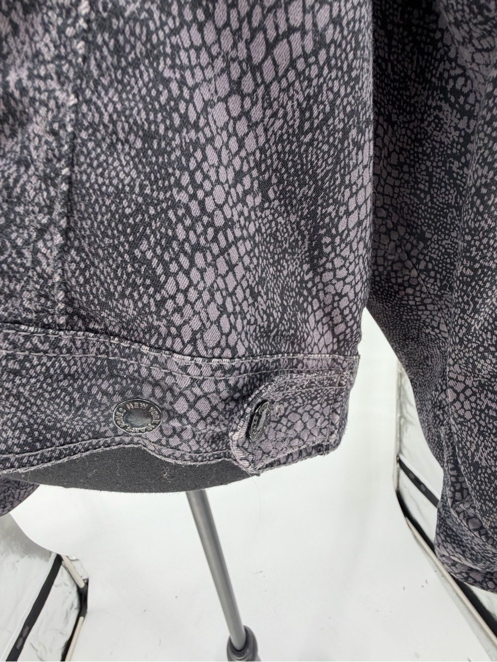 Purple Snake Oversized Button-Up Jacket - Picture 6 of 8